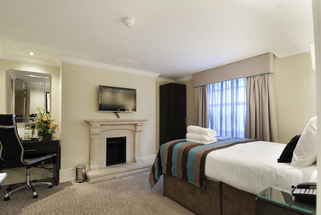 Astors Belgravia Bed & Breakfast London Exterior photo